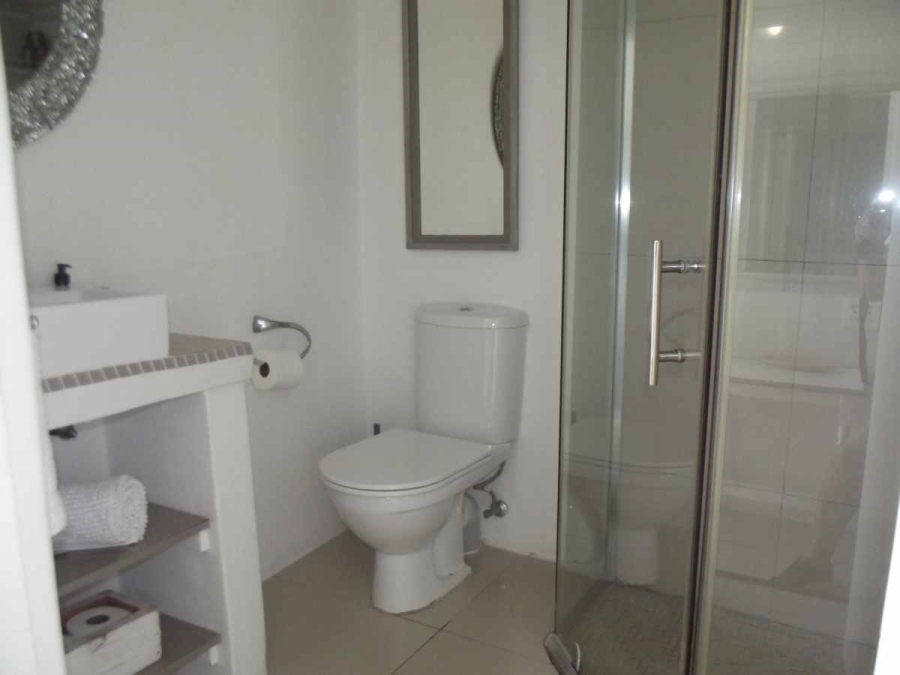 5 Bedroom Property for Sale in Bloubergstrand Western Cape